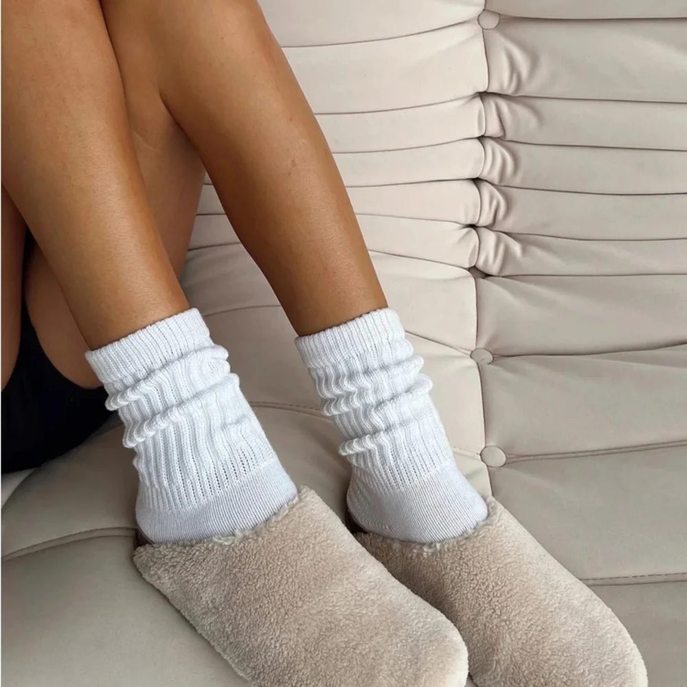 Princess Polly Slide On Flats - Picture 2 of 9